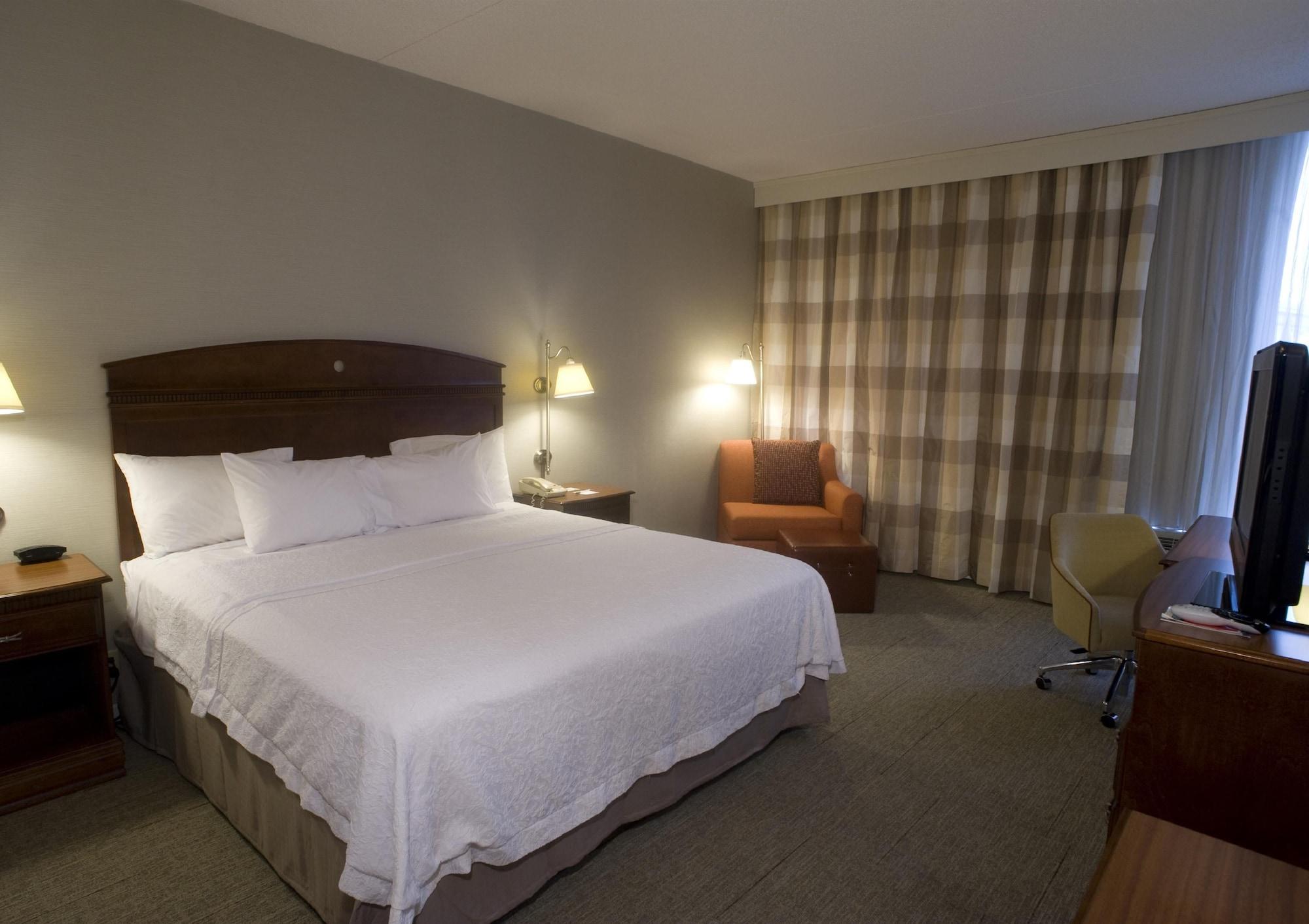 Hampton Inn Springfield-South Екстериор снимка