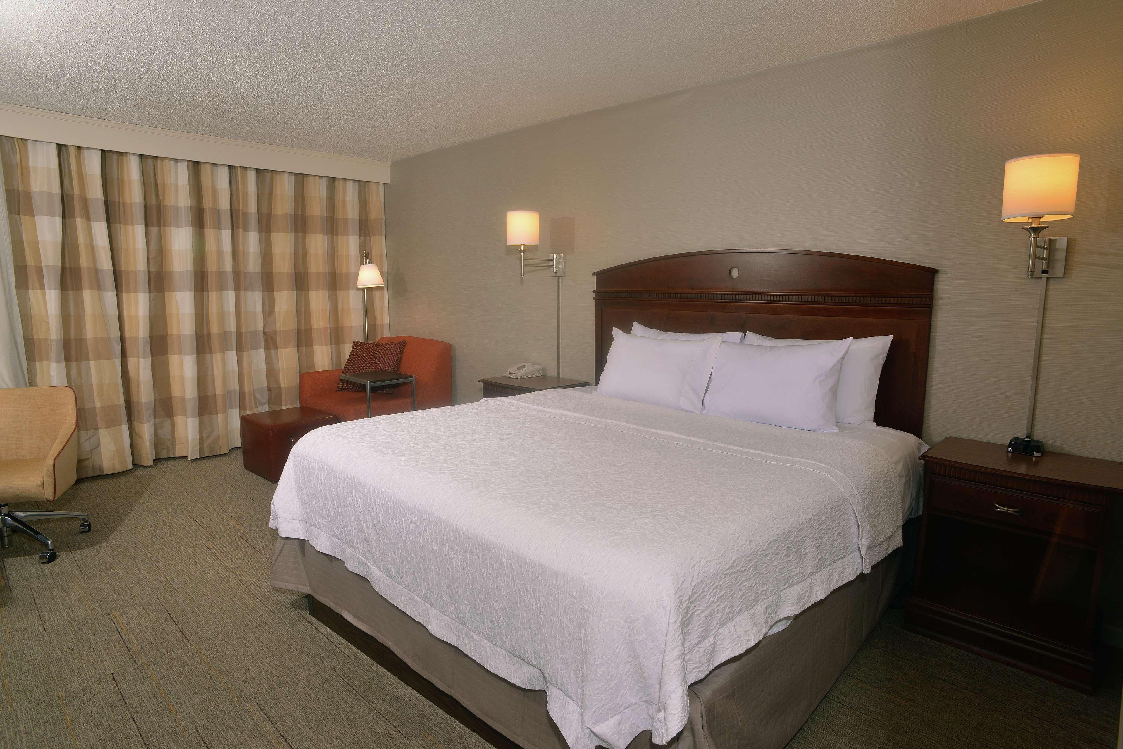 Hampton Inn Springfield-South Екстериор снимка