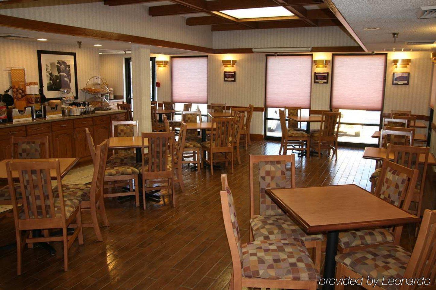 Hampton Inn Springfield-South Ресторант снимка