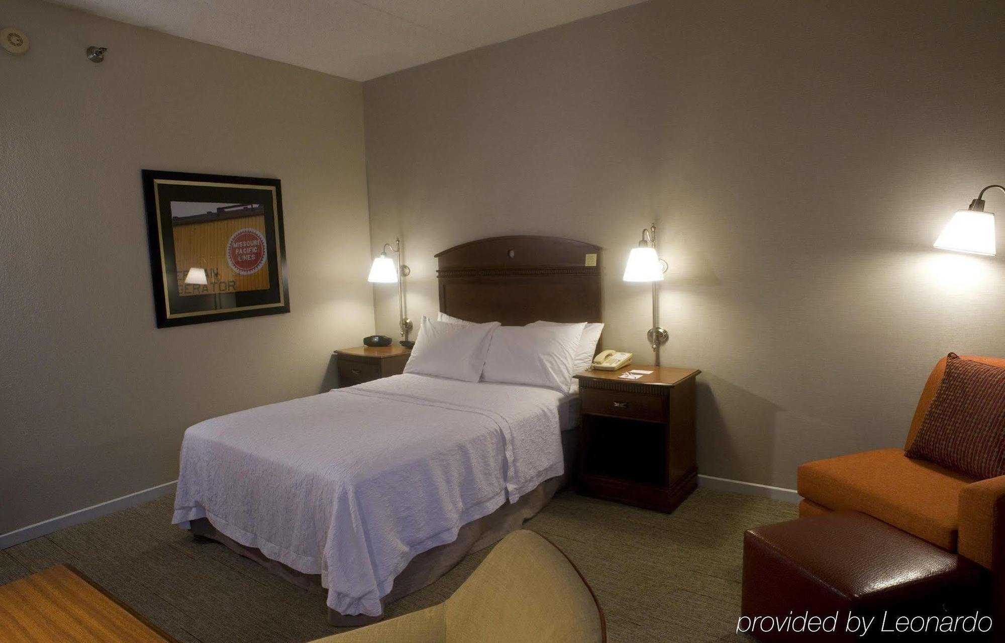 Hampton Inn Springfield-South Екстериор снимка