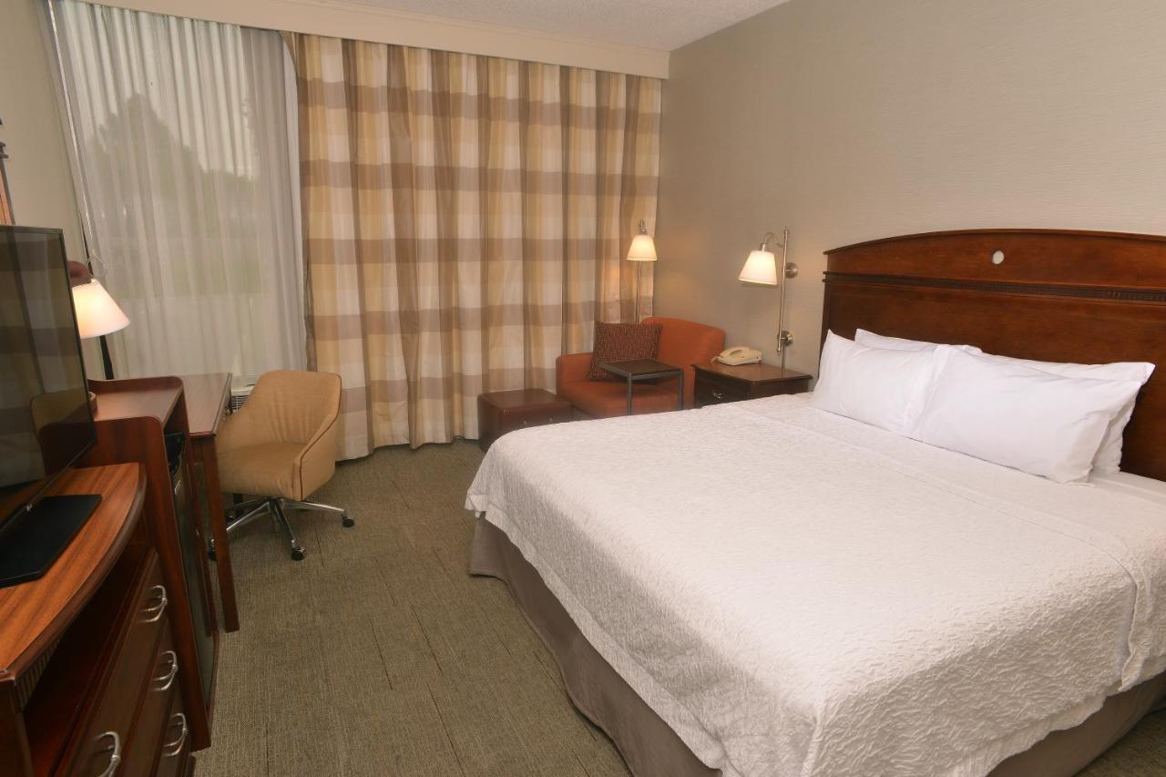Hampton Inn Springfield-South Екстериор снимка